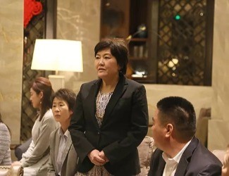 梅村令子專訪—服用三七之后，我臉上的斑都淡了！