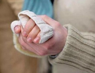 冬天手腳冰涼·用熟三七粉！