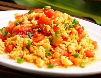 沒胃口時(shí)試試這道菜——三七花茄汁香蕉